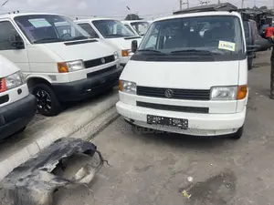 Volkswagen Transporter 2004 Grey