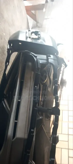 Front Bumper Hilux 2020