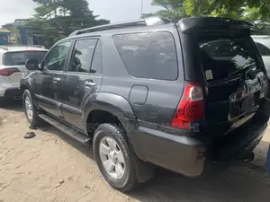 Toyota 4-Runner Limited 2008 Gray