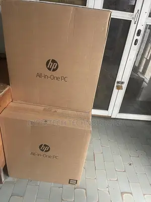 New Desktop Computer HP EliteOne 840 G9 16GB Intel Core i7 SSD 1T