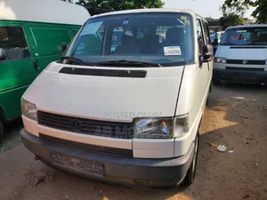 Photo - Volkswagen Transporter 2005