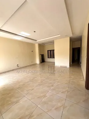 4bdrm Townhouse / Terrace in Citec District, Mbora for rent