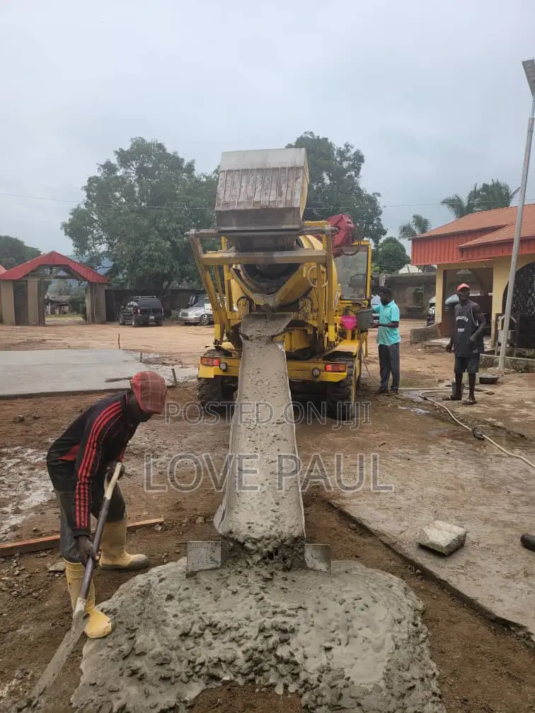 Slightly Used Mobile Self Loader Concrete Mixer