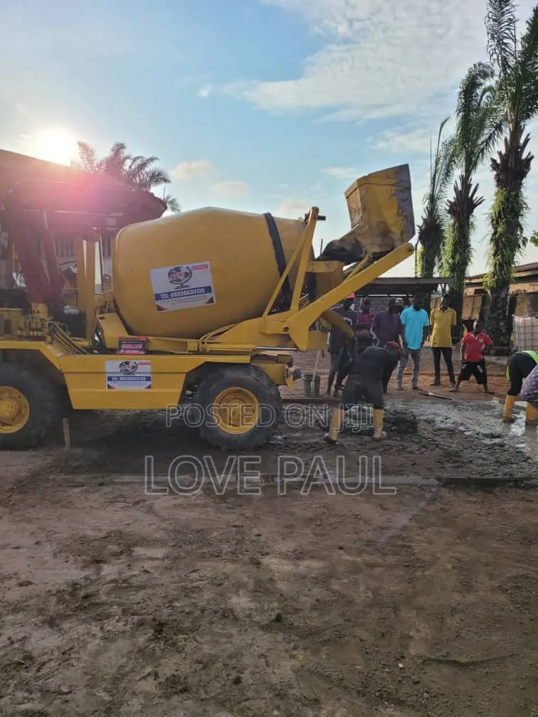 Slightly Used Mobile Self Loader Concrete Mixer