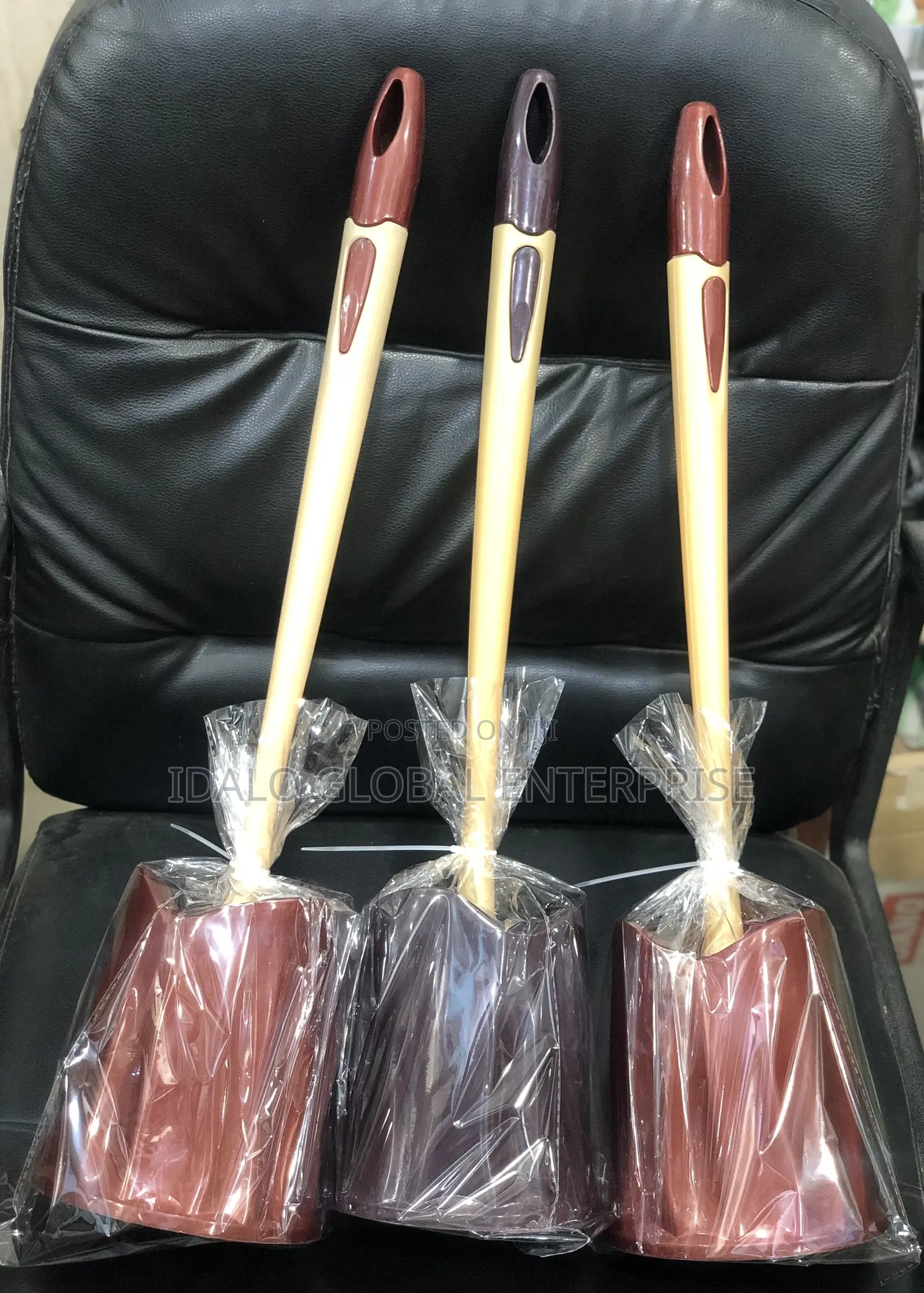 Plastic Toilet Brush
