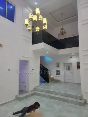 4bdrm Duplex In High Caste P And T For Sale