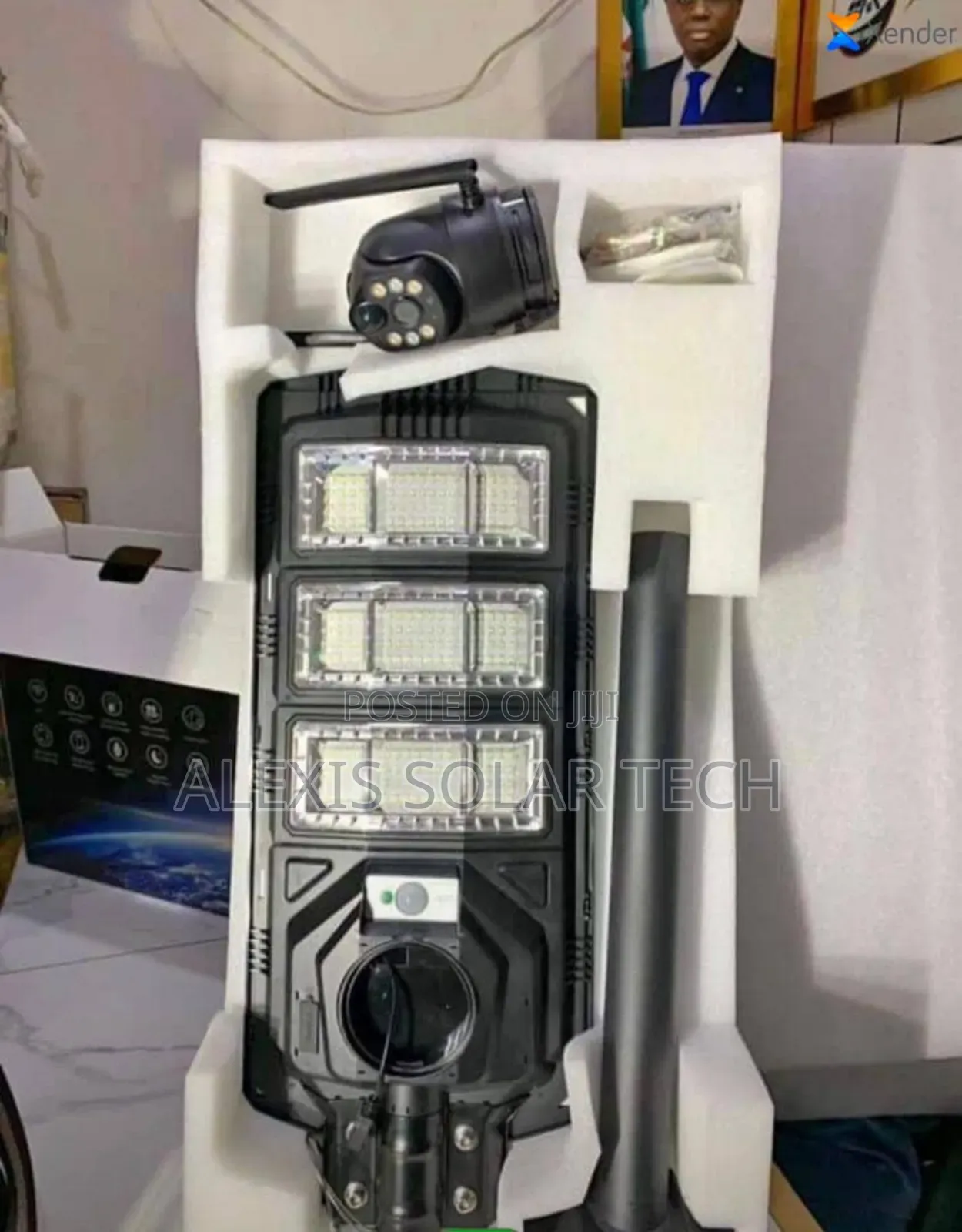 Solar Light + Camera