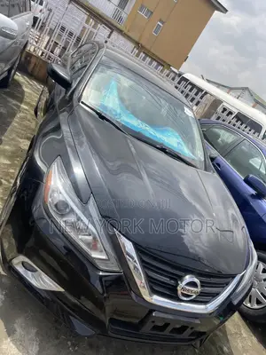 Nissan Altima 2017 Black