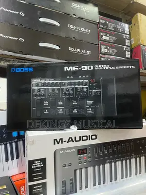 Boss Me-90 Guitar Multi Effects Pedal