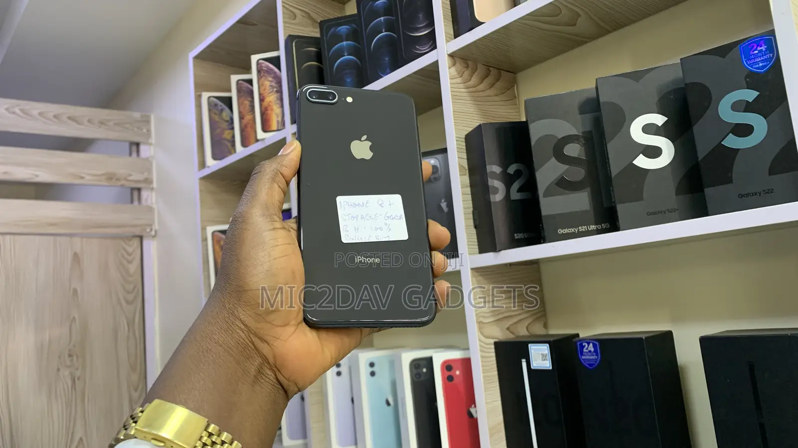 Apple iPhone 8 Plus 64 GB Black