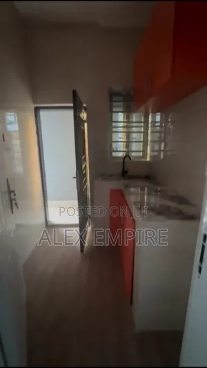 Mini Flat in Ago Palace for rent