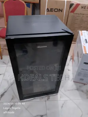 TRENDING Hisense JC-94 | Beverage Cooler