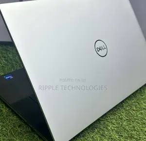 Laptop Dell XPS 17 9720 16GB Intel Core i7 SSD 1T