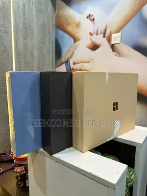 New Microsoft Surface Pro 11th Edition, a Copilot+ PC 16GB SSD 512GB
