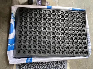 Non Slip Hollow Mat 40 X 60cm