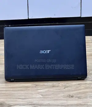 Laptop Acer Aspire 5560 8GB AMD HDD 500GB