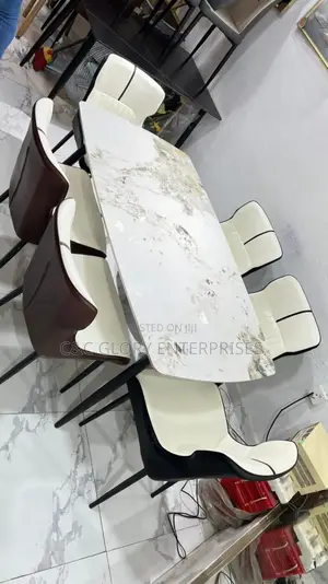 Modern Beautiful Dining Set by 6