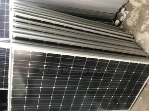 Canadian Mon Solar Panel 300w