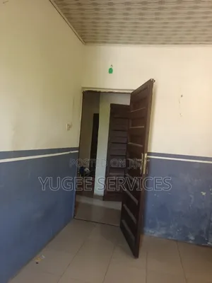 Photo - 1bdrm Block of Flats in Koka Asaba, Oshimili South for rent
