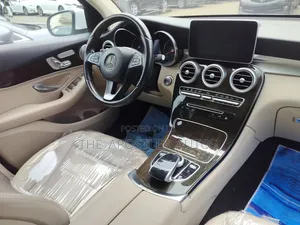 Mercedes-Benz GLC-Class 2017 White