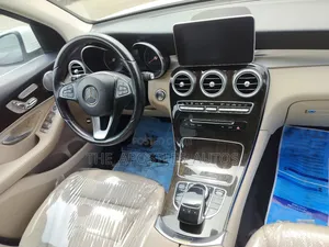 Mercedes-Benz GLC-Class 2017 White