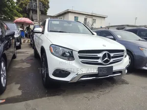 Mercedes-Benz GLC-Class 2017 White