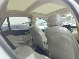 Mercedes-Benz GLC-Class 2017 White