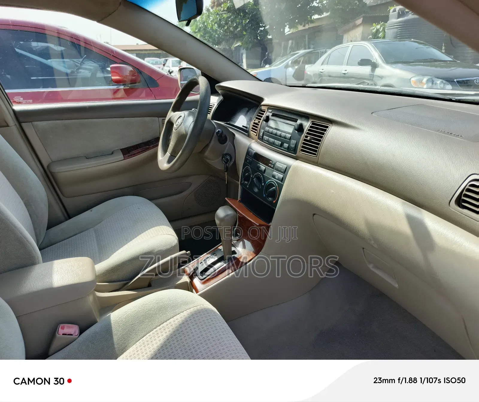 Toyota Corolla LE 2006 Gold