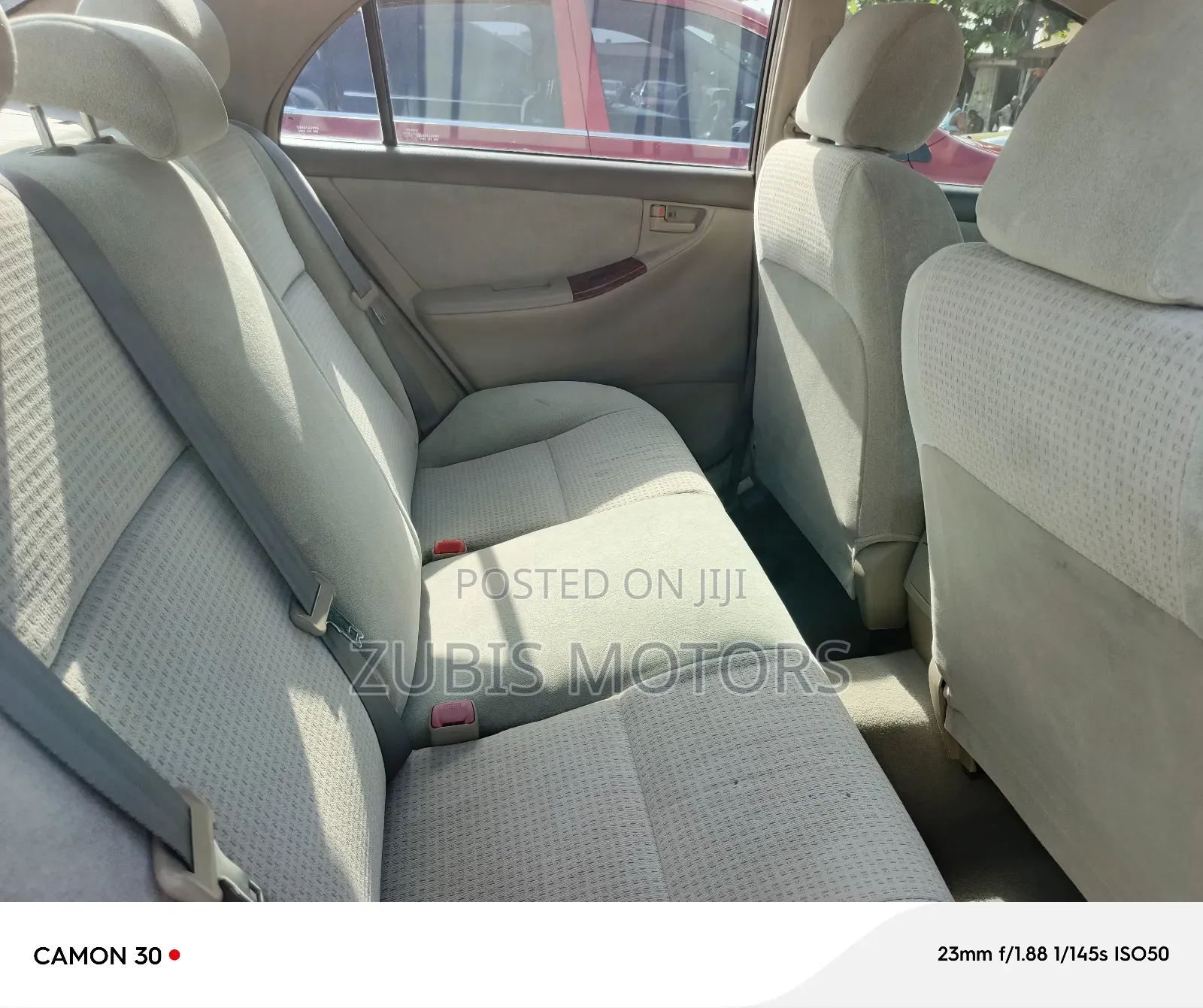 Toyota Corolla LE 2006 Gold