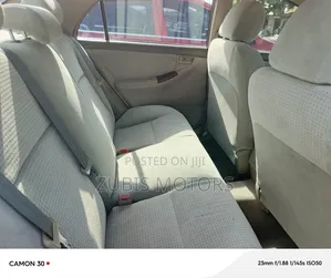 Toyota Corolla LE 2006 Gold