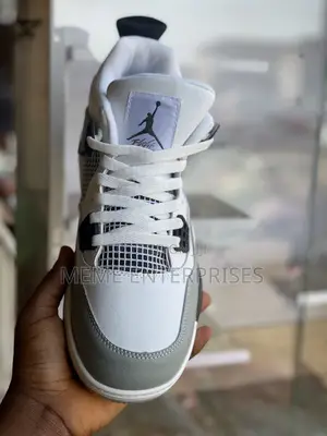 Mixed Air Jordan 4