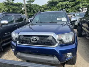 Toyota Tacoma 2015 Blue