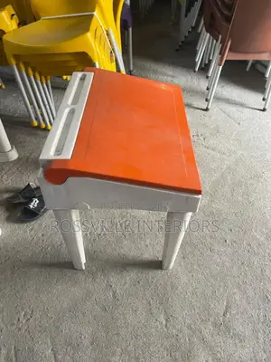 Scholar / Nursery Desks