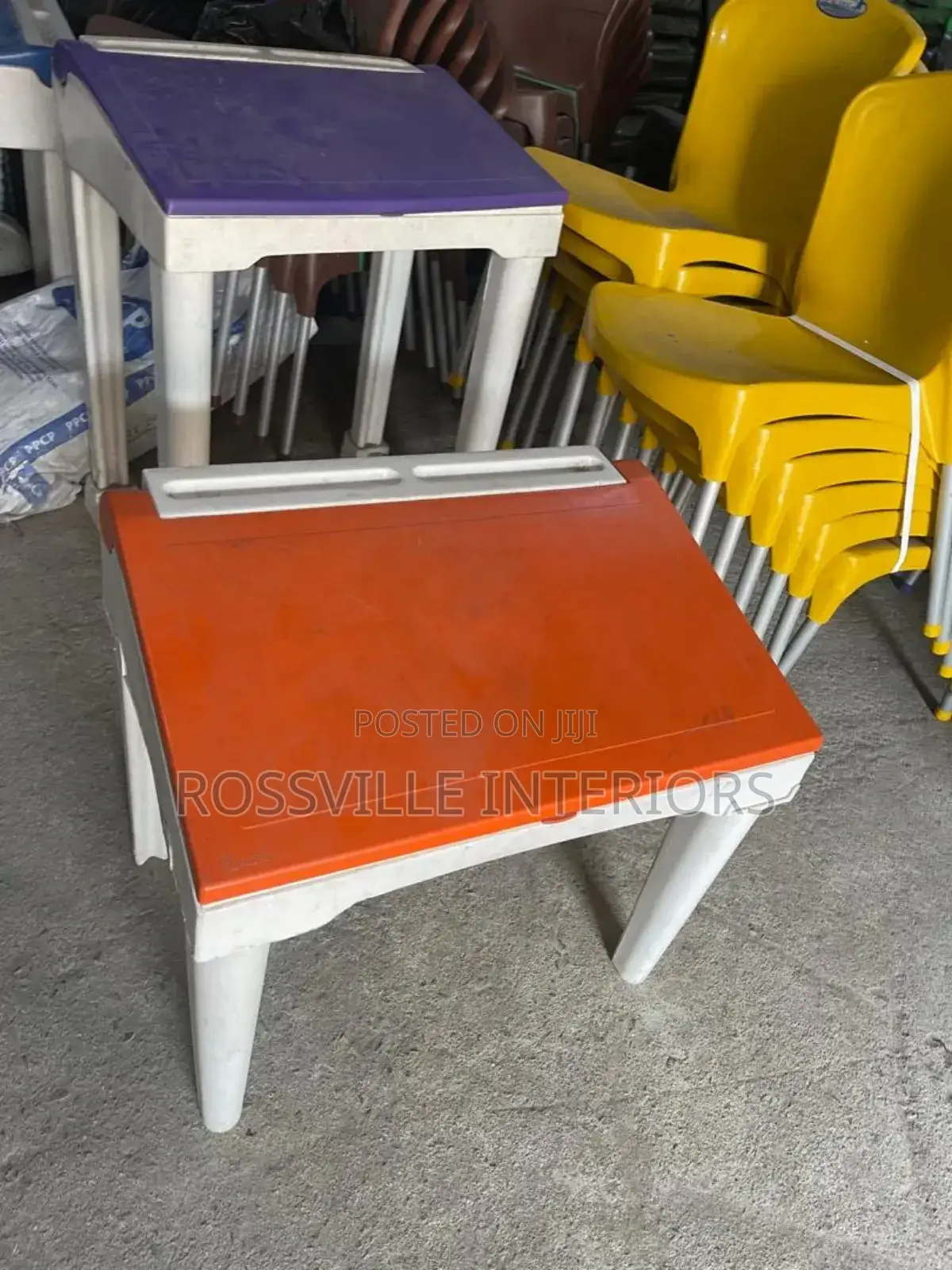 Scholar / Nursery Desks