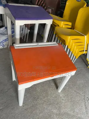 Scholar / Nursery Desks