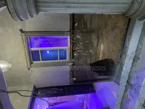 Photo - Balcony Golden Frameless Glass