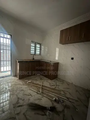 Furnished 2bdrm Block of Flats in Surulere for rent