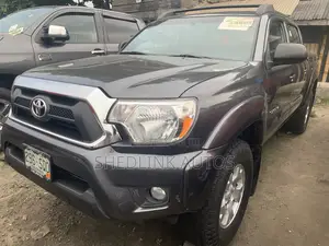 Toyota Tacoma 2013 Gray