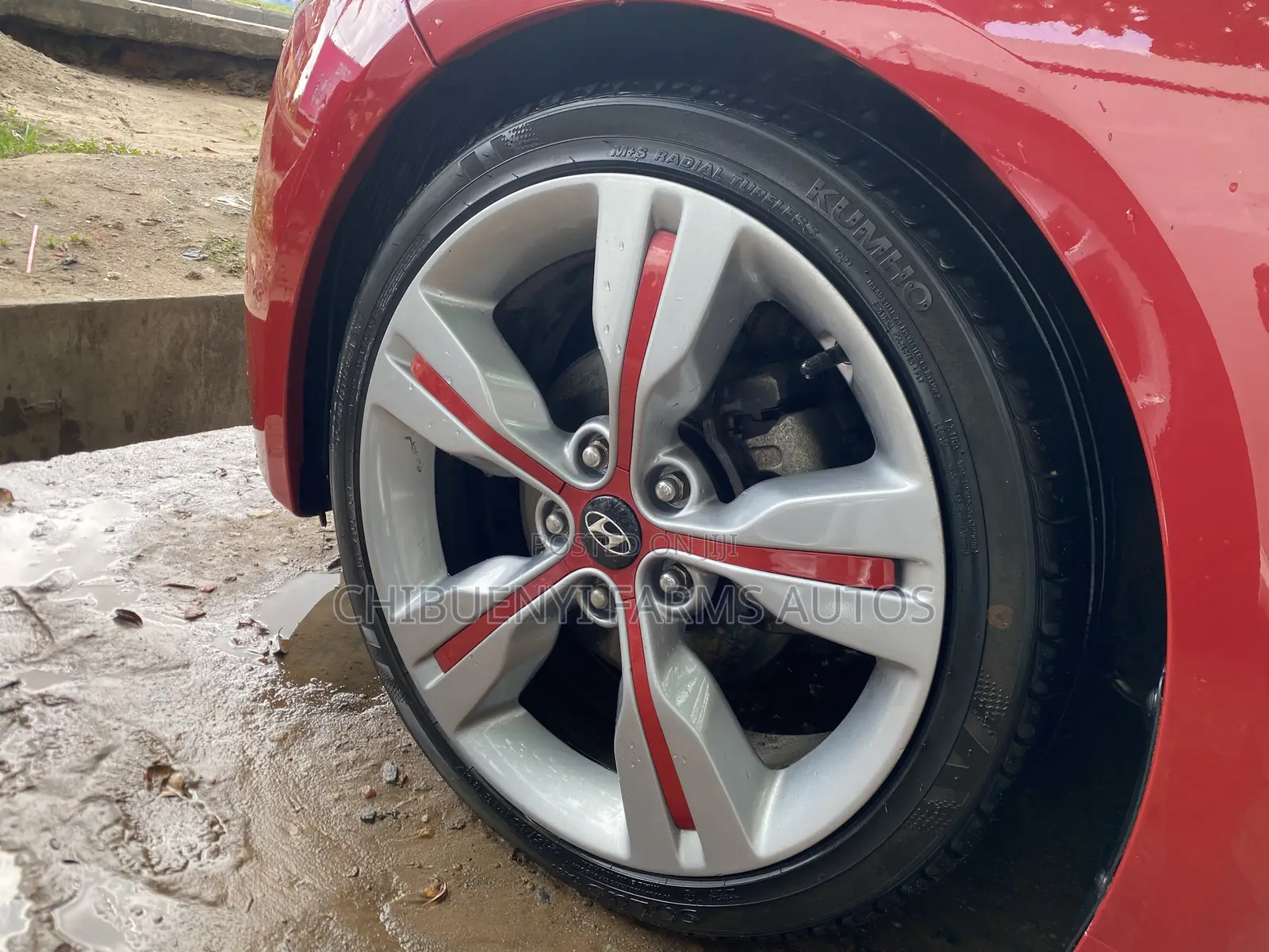 Hyundai Veloster 2011 Red