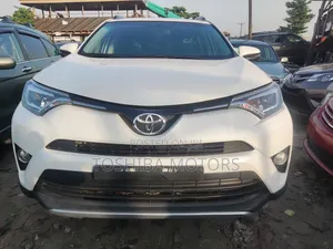 Toyota RAV4 2018 White