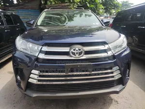 Toyota Highlander 2015 Blue