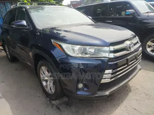 Toyota Highlander 2015 Blue