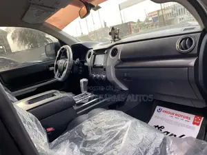 Toyota Tundra 2018 Black