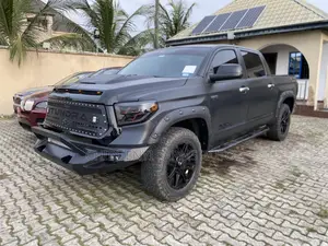 Toyota Tundra 2018 Black