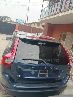 Volvo XC90 2010 Blue