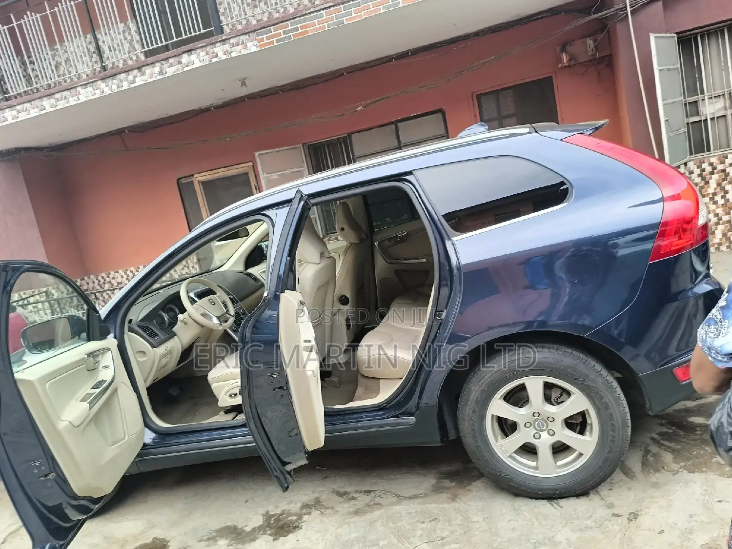 Volvo XC90 2010 Blue