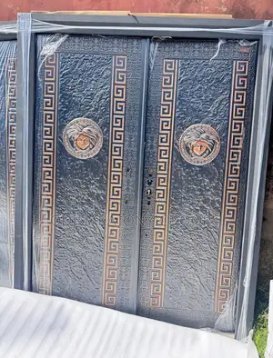 7ft by 5ft Copper Cast (Versace Head Design)
