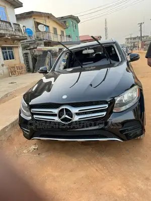 Mercedes Glc300 2016 Windscreen Installation, We Deliver