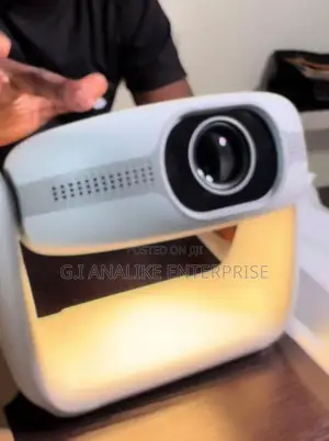Rechargeable Smart Android 11.0 Projector
