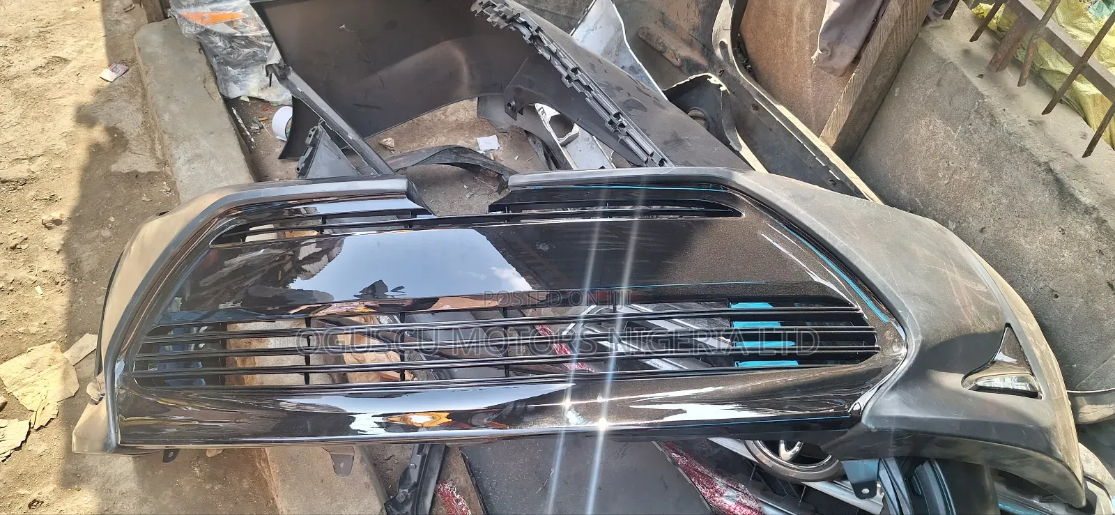 Complete Front Bumper Corolla 2016-2016 LE